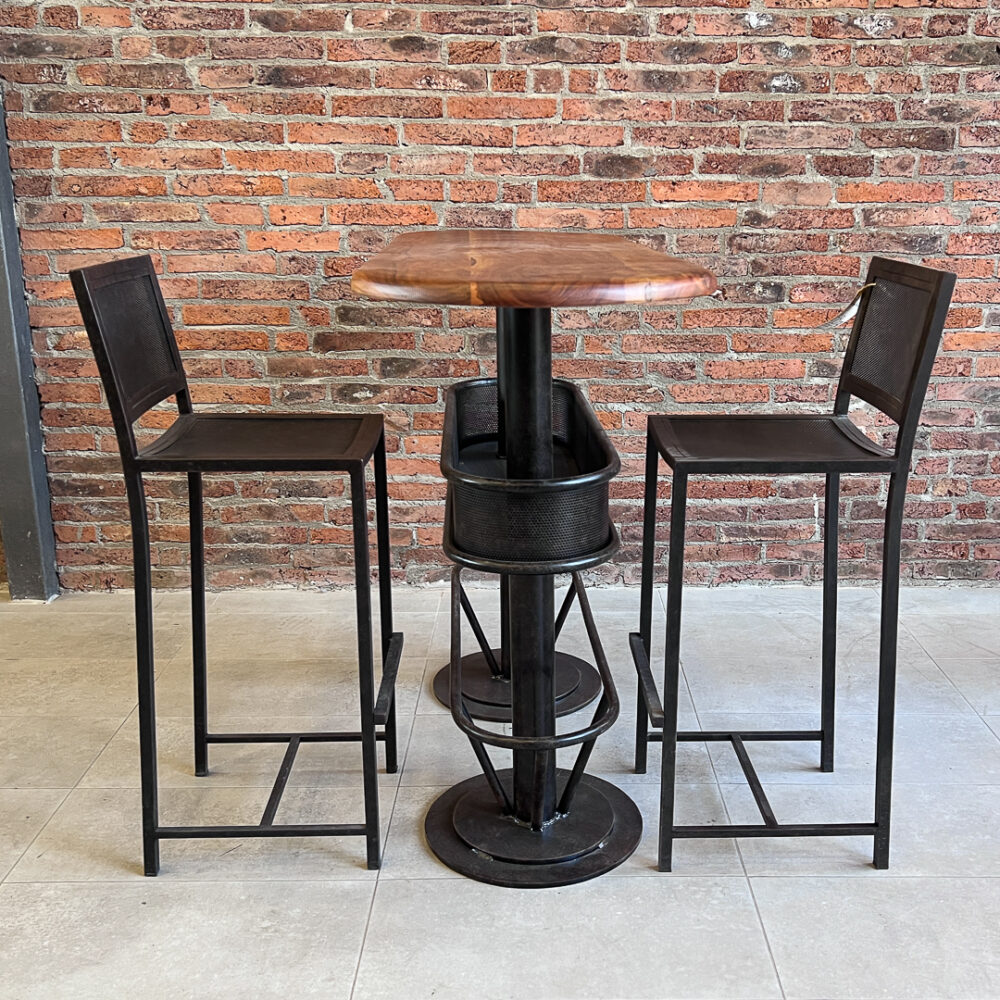 Piso bar metálico Recto 35x35x104 altura