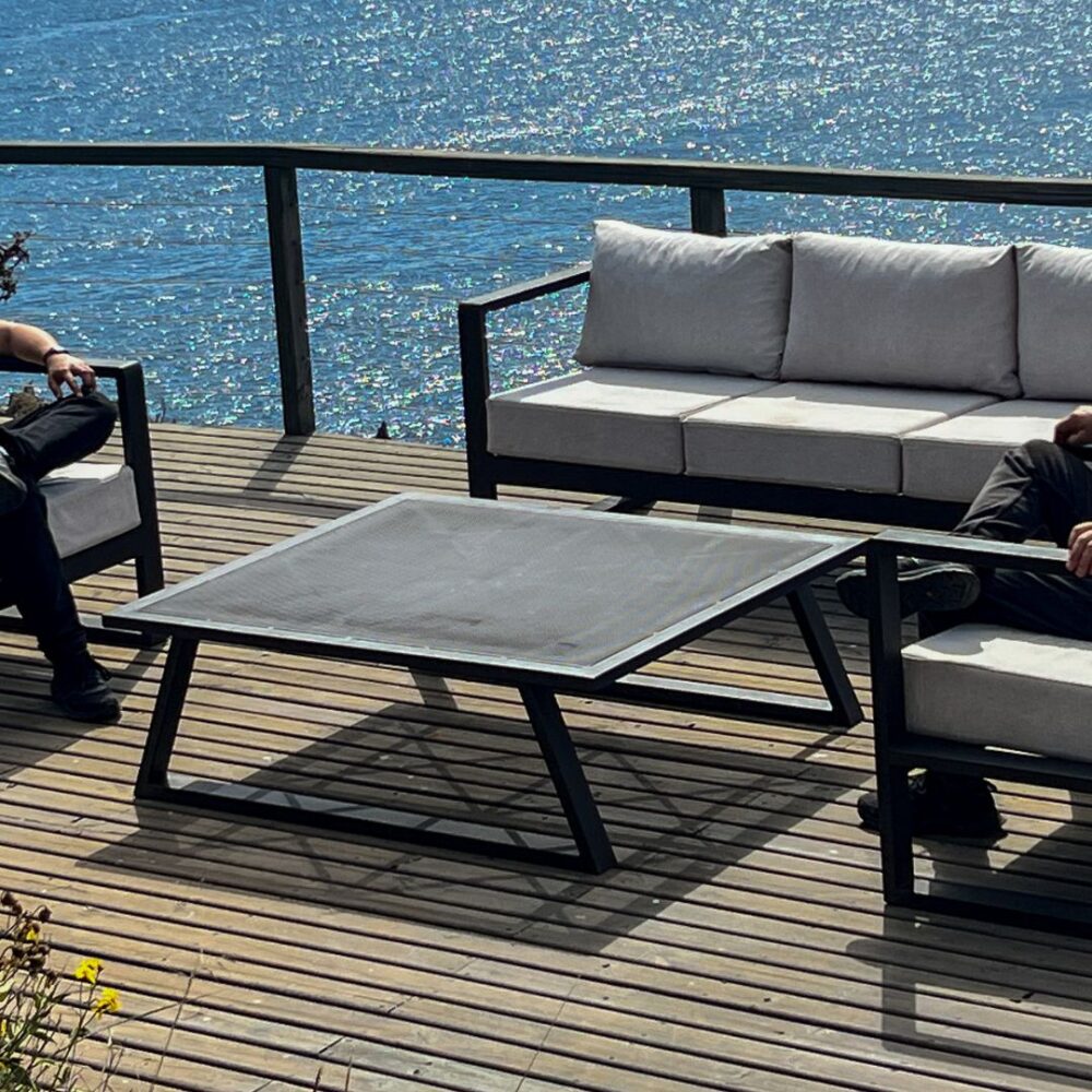 Mesa de centro fierro Baru 110x125x40 cms