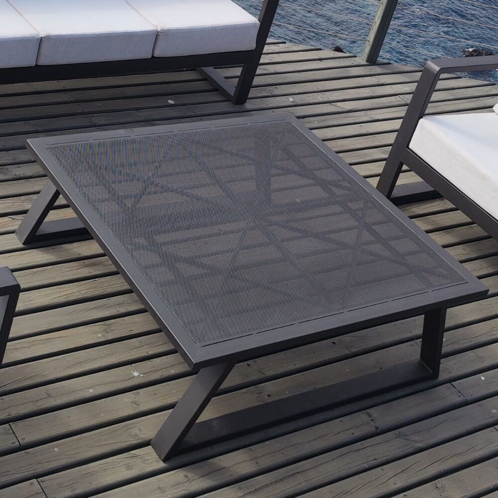 Mesa de centro fierro Baru 110x125x40 cms