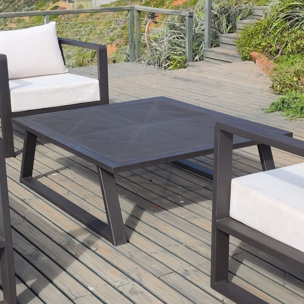 Mesa de centro fierro Baru 110x125x40 cms