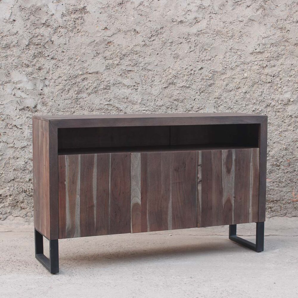 buffet de 3 puertas de madera maciza. Mueble para living, dormitorio o comedor