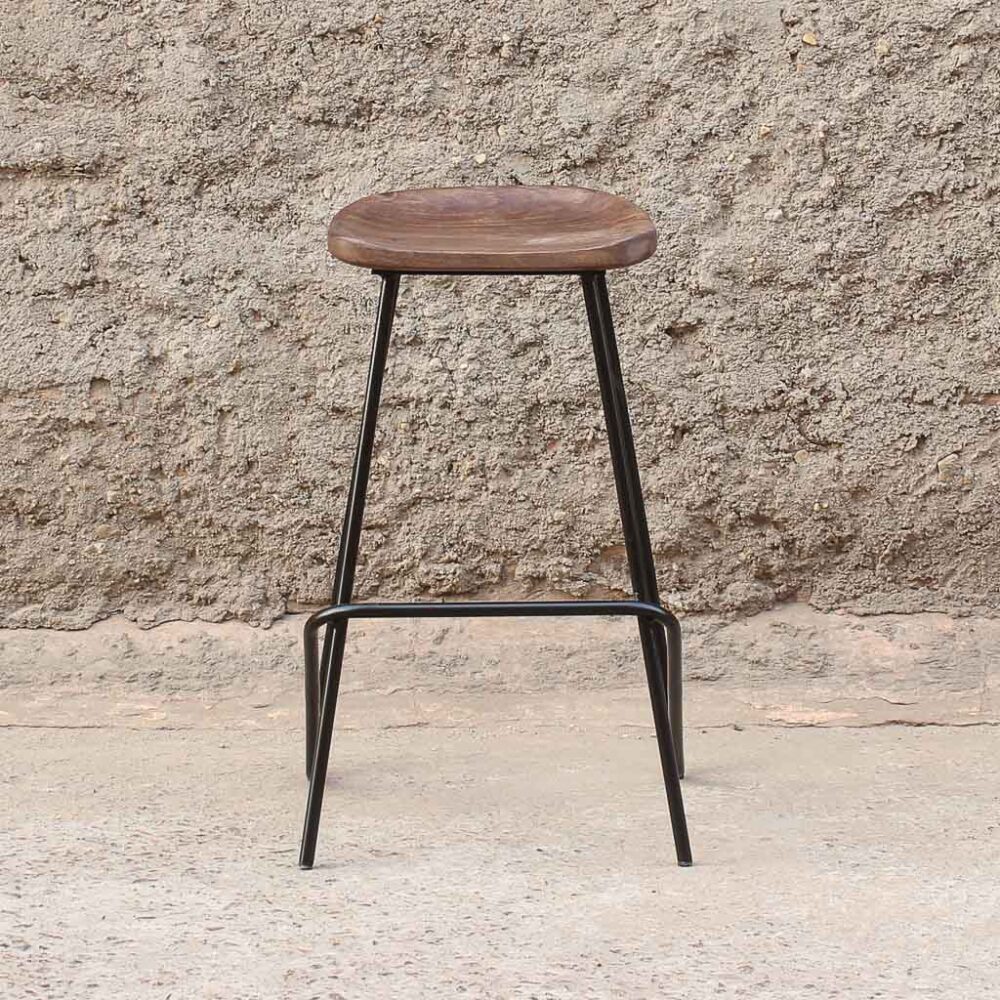 50086-Piso bar Juno natural-36x32,5x67 (2) Taburete Juno natural 36x32,5x67