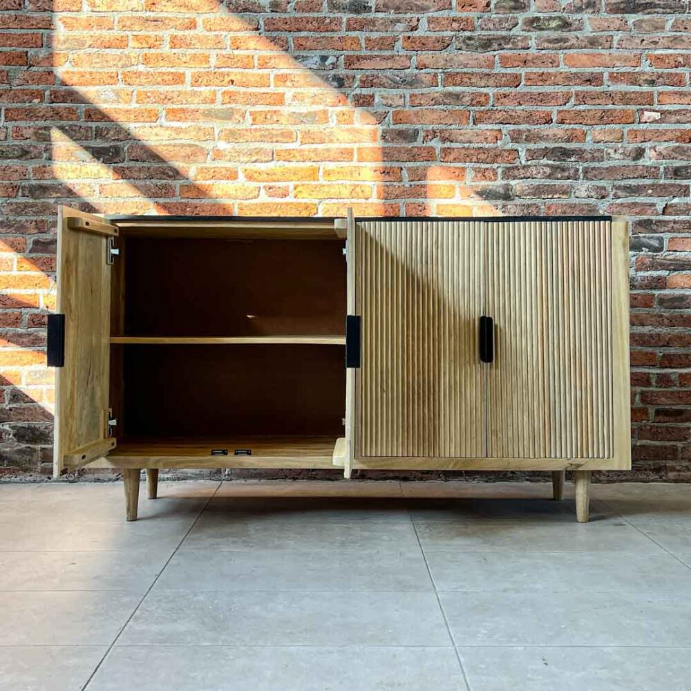 IMG_6689 Buffet Yeda mármol 152x40x86 cm