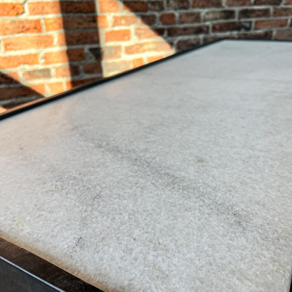 IMG_6702 Buffet Beirut mármol 152x51x79 cm