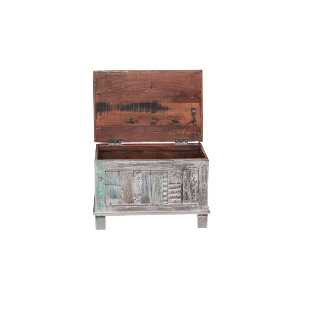 CAC-340. Baul berlin 56 x 37 x 36 cm