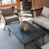 Juego de terraza fierro modelo loft. Inclye sofá de 2 cuerpos + 2 sillones de 1 cuerpo + mesa de centro de 100 x 70 + cojines y fundas lavables