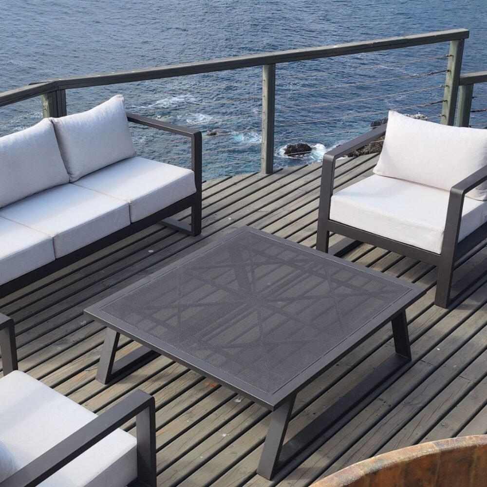 Mesa de centro fierro Baru 110x125x40 cms