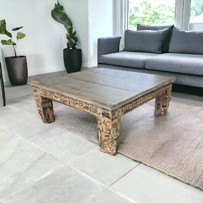 mesa de centro cuadrada de madera 100% maciza y tallada completamente a mano
