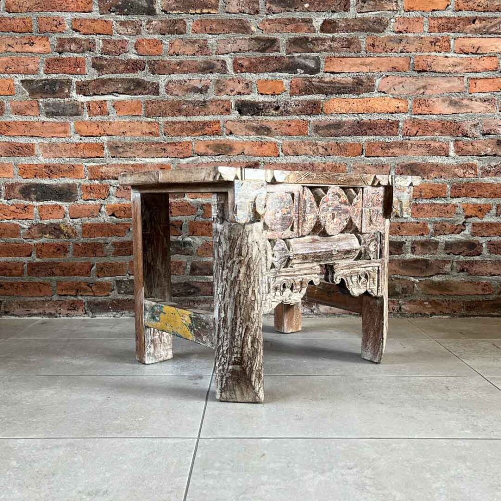 Mesa lateral Sara 60 x 42 x 45 cm