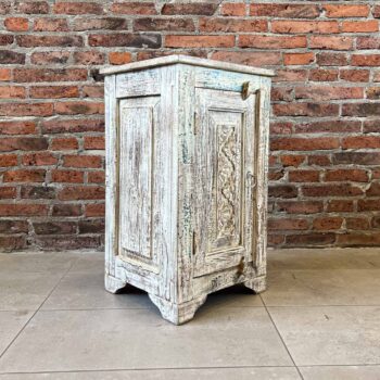 Velador Bari 38 x 35 x 65 cm