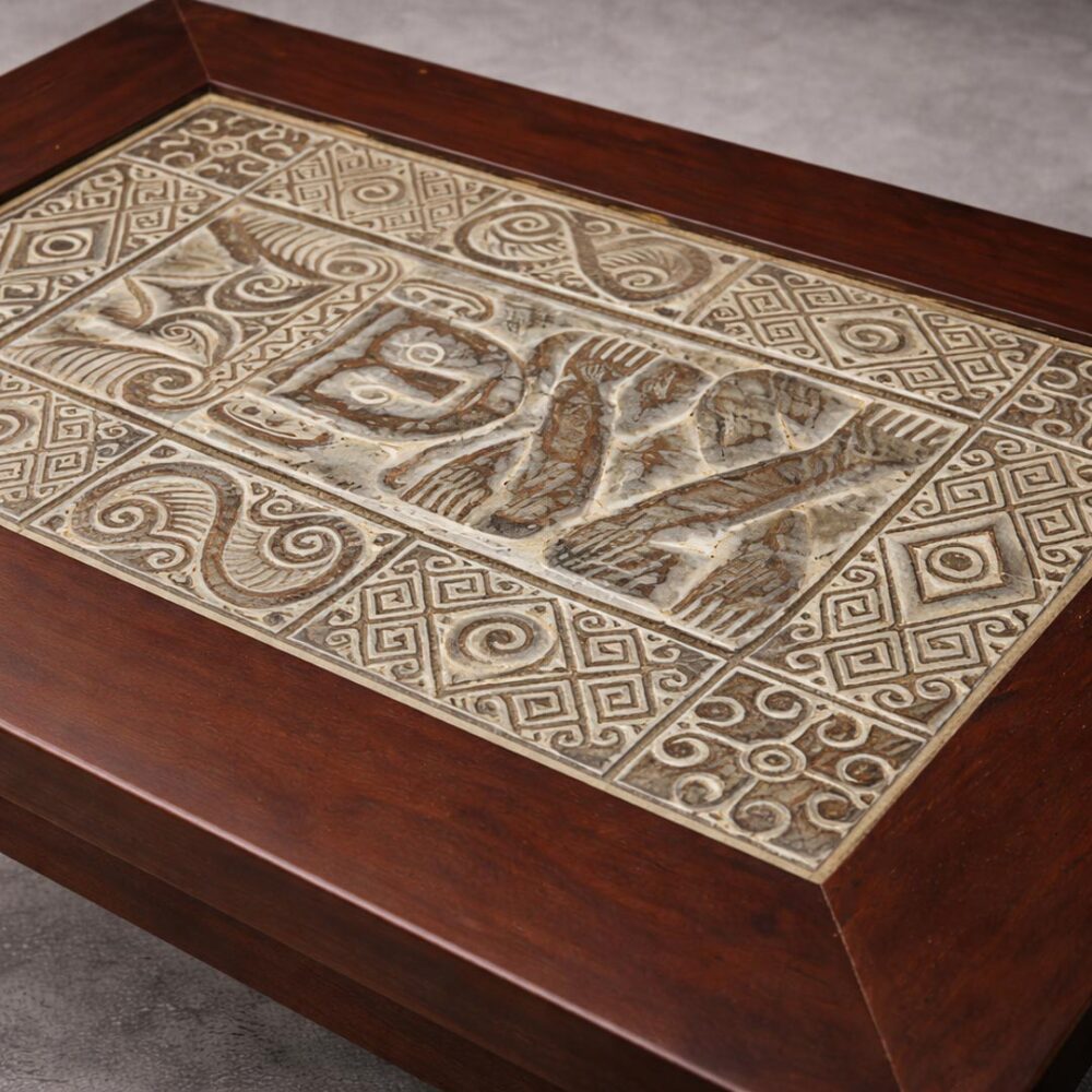 Mesa centro Azteca nogal 102x72x36 cm