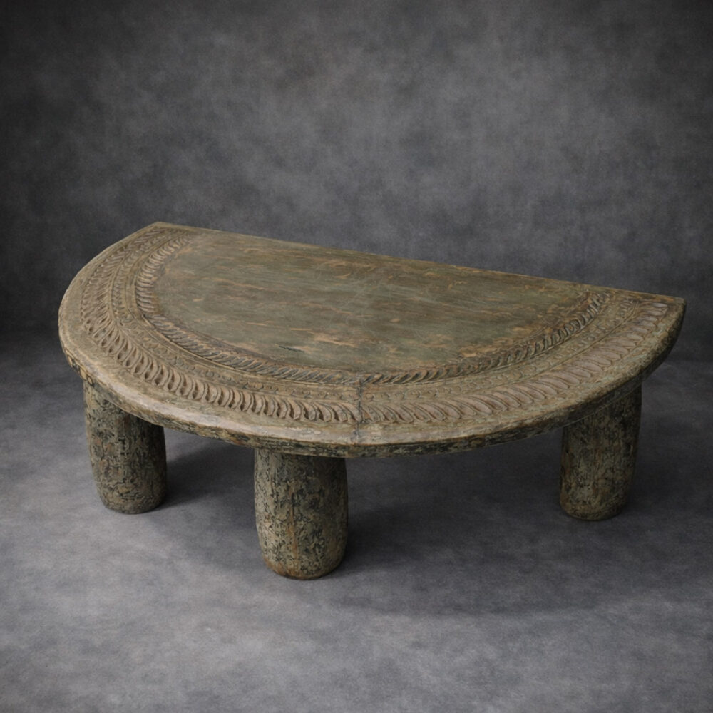 Mesa Centro media luna verde 27x67x45 cm